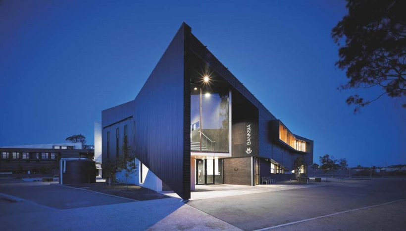 Stramit Longspan® profile made from COLORBOND® steel in the colours Night Sky® (southern pavilions) and Shale Grey™ (north-facing pavilions); Roofing: Stramit Speed Deck Ultra® profile made from COLORBOND® steel in the colours Night Sky® and Shale Grey™